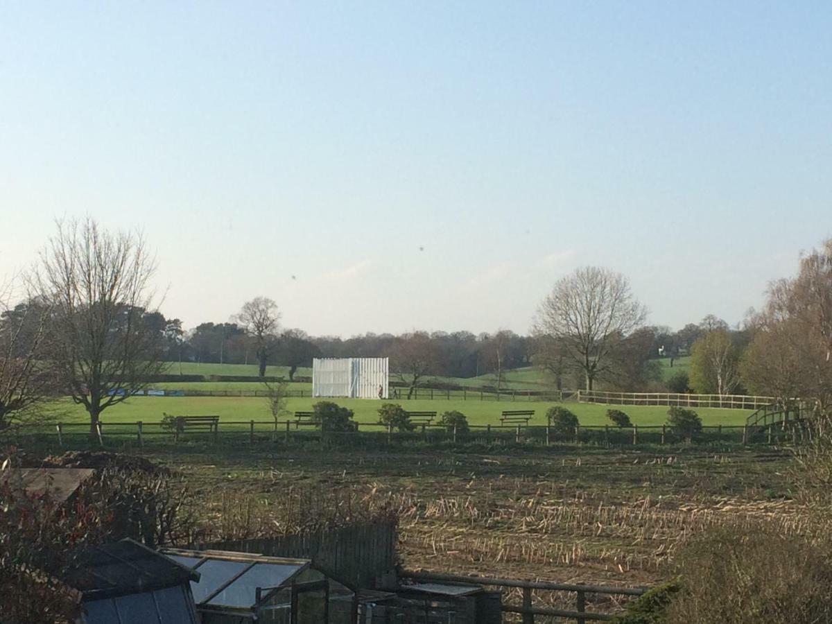 Porthkerry House Bed And Breakfast Little Budworth 外观 照片