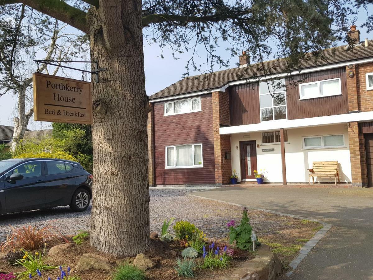Porthkerry House Bed And Breakfast Little Budworth 外观 照片